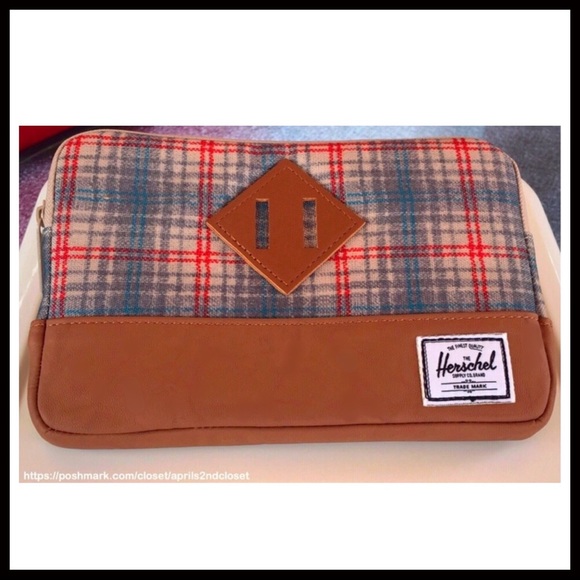 HERSCHEL SUPPLY COMPANY IPAD MINI CASE POUCH - Picture 6 of 8